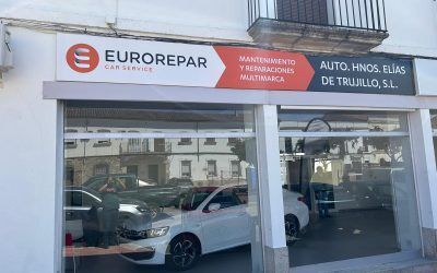 BLOG 4 Guía práctica para el mantenimiento tu coche